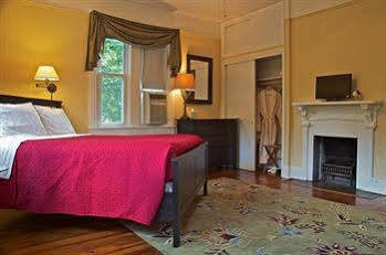 Waypoint House Bed And Breakfast Boyce Exterior foto